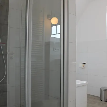 Finja In * ボルン